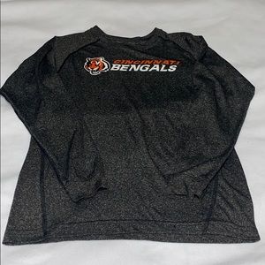 Like new, Cincinnati Bengals long sleeve